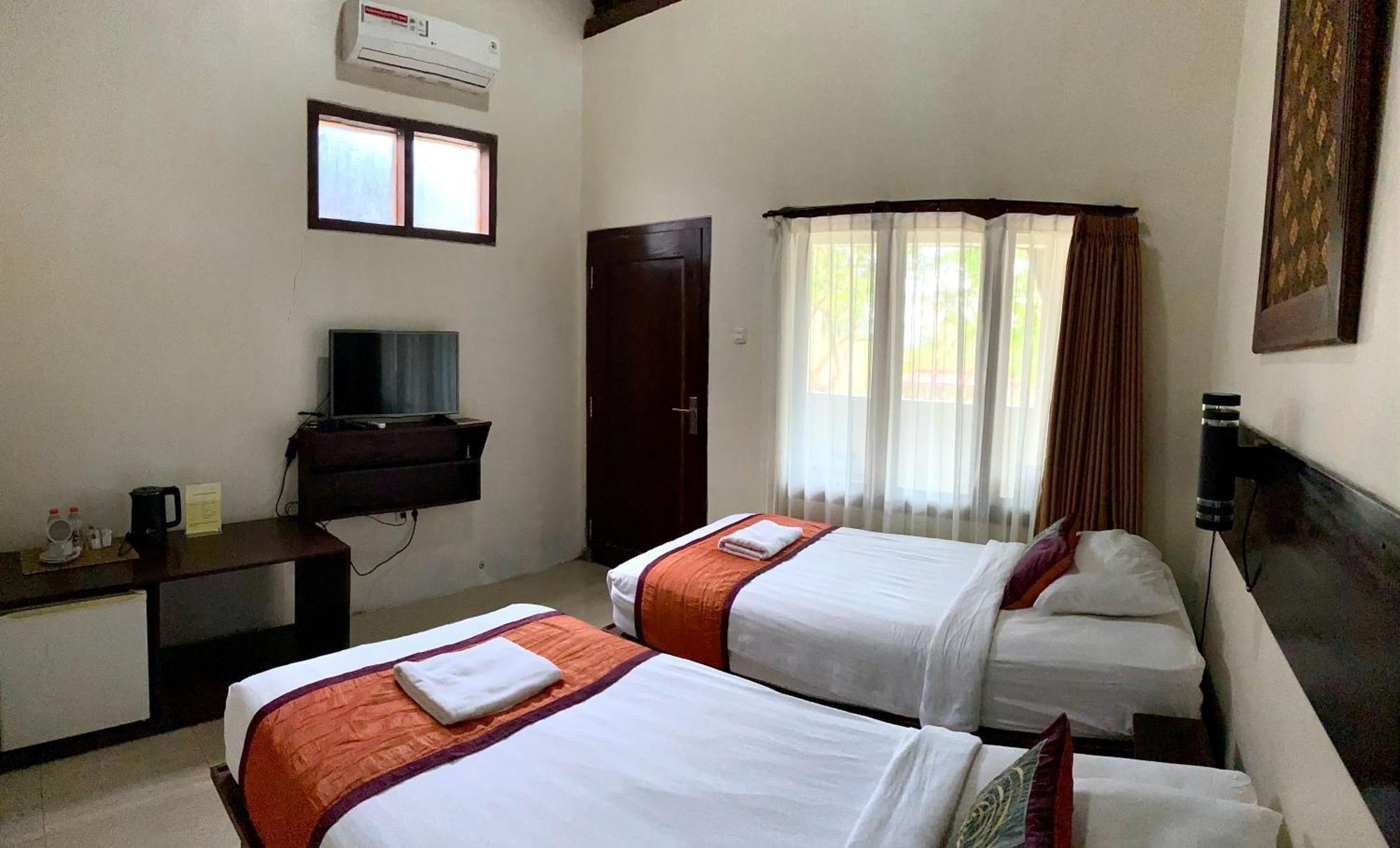 Kampoeng Joglo Ijen Villa Banyuwangi  Eksteriør billede
