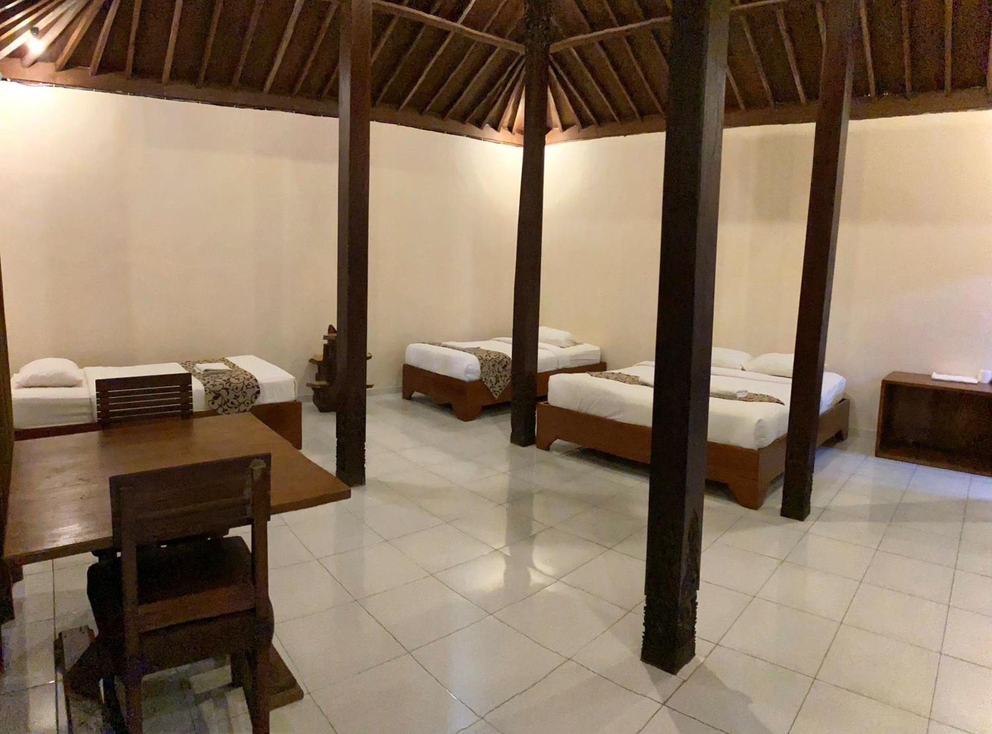 Kampoeng Joglo Ijen Villa Banyuwangi  Værelse billede