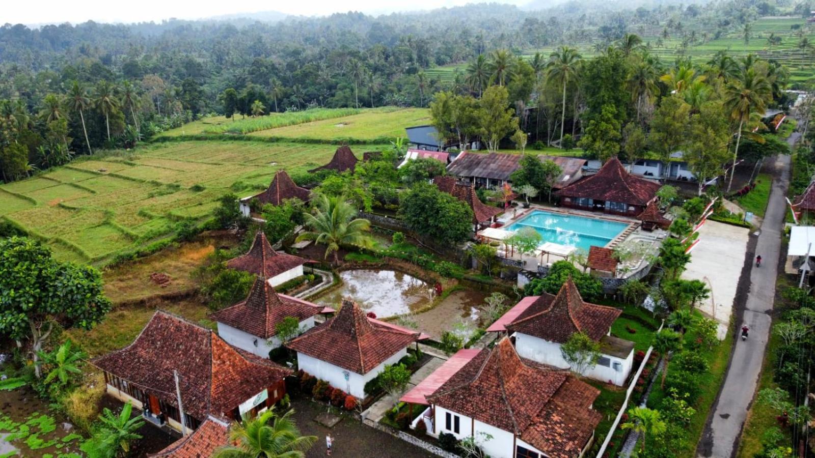 Kampoeng Joglo Ijen Villa Banyuwangi  Eksteriør billede