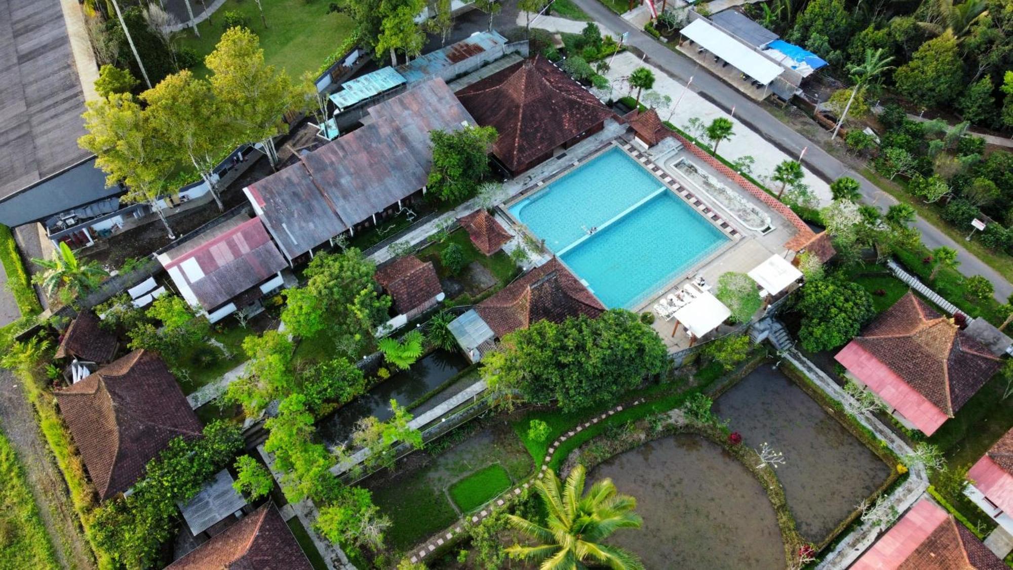 Kampoeng Joglo Ijen Villa Banyuwangi  Eksteriør billede